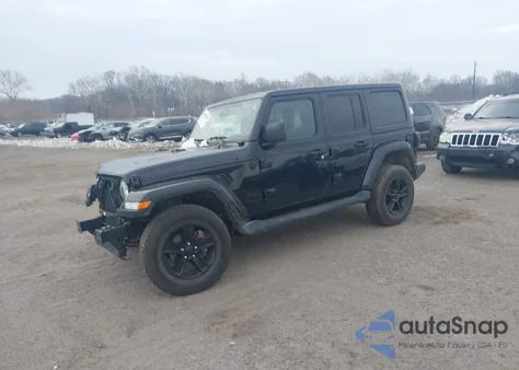 2021 Jeep Wrangler Unlimited Sahara Altitude 4X4 z USA, uszkodzony, nr VIN 1C4HJXEN6MW728163